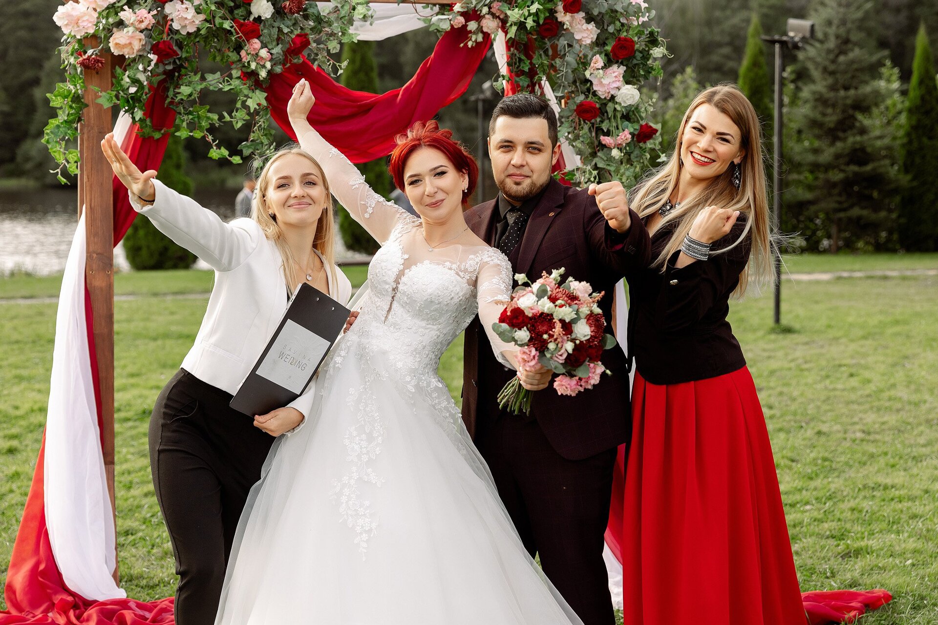 Ведущий на свадьбу