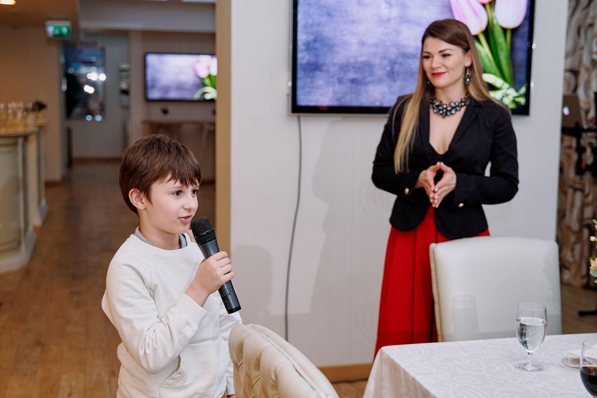 Ведущая на юбилей  в Москве